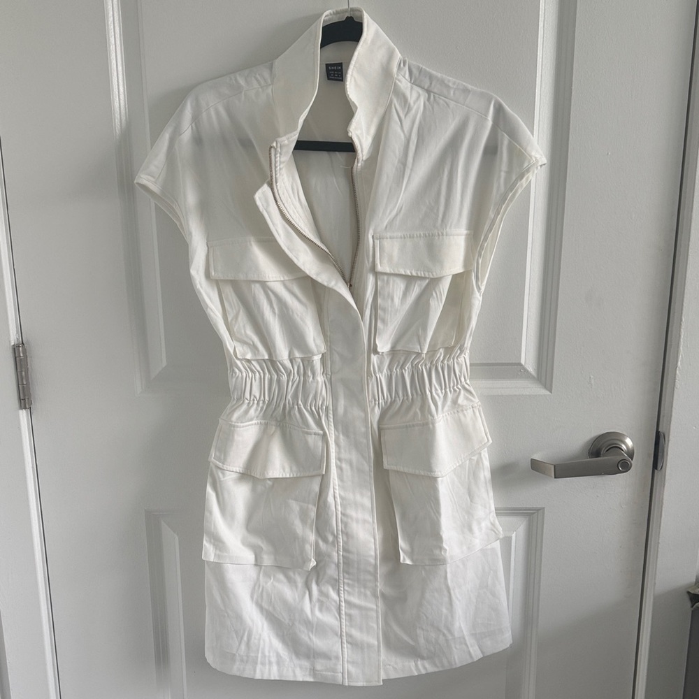 Elegant White Utility Jacket for Women
